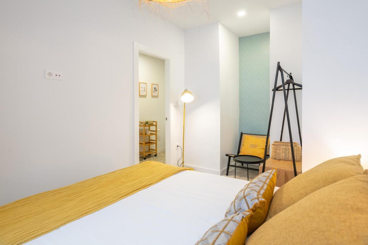 Apartamentos Luna Suites Palacio Dorita Гранада Экстерьер фото
