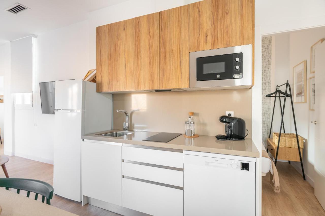 Apartamentos Luna Suites Palacio Dorita Гранада Экстерьер фото